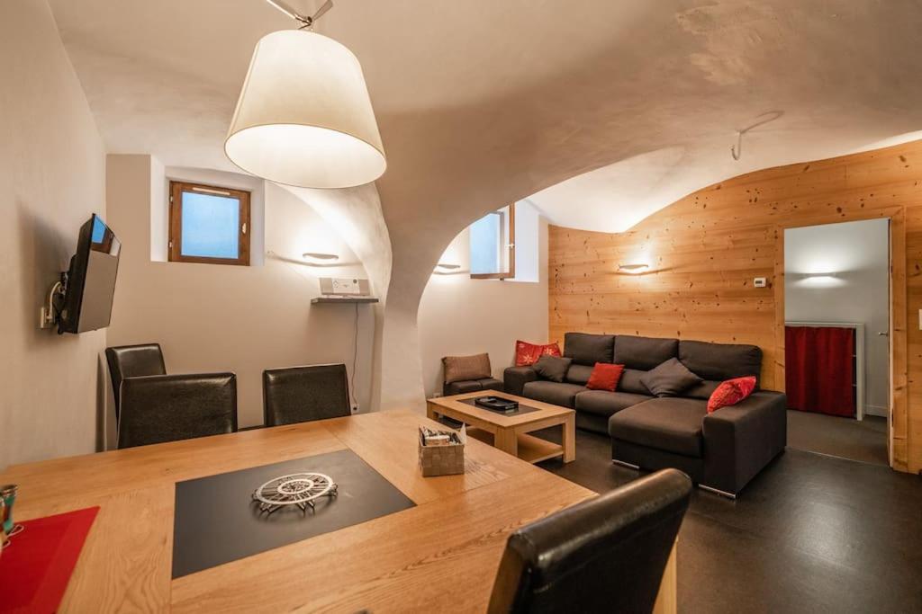 Aya, Appartement Moderne Dans Le Coeur Du Village Le Monêtier-les-Bains Zewnętrze zdjęcie